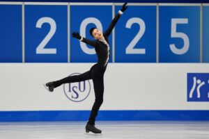 Read more about the article The ISU Junior World Figure Skating Championships kicked off in Debrecen on Wednesday with the men’s short program and the ice dancers’ rhythm dance. 